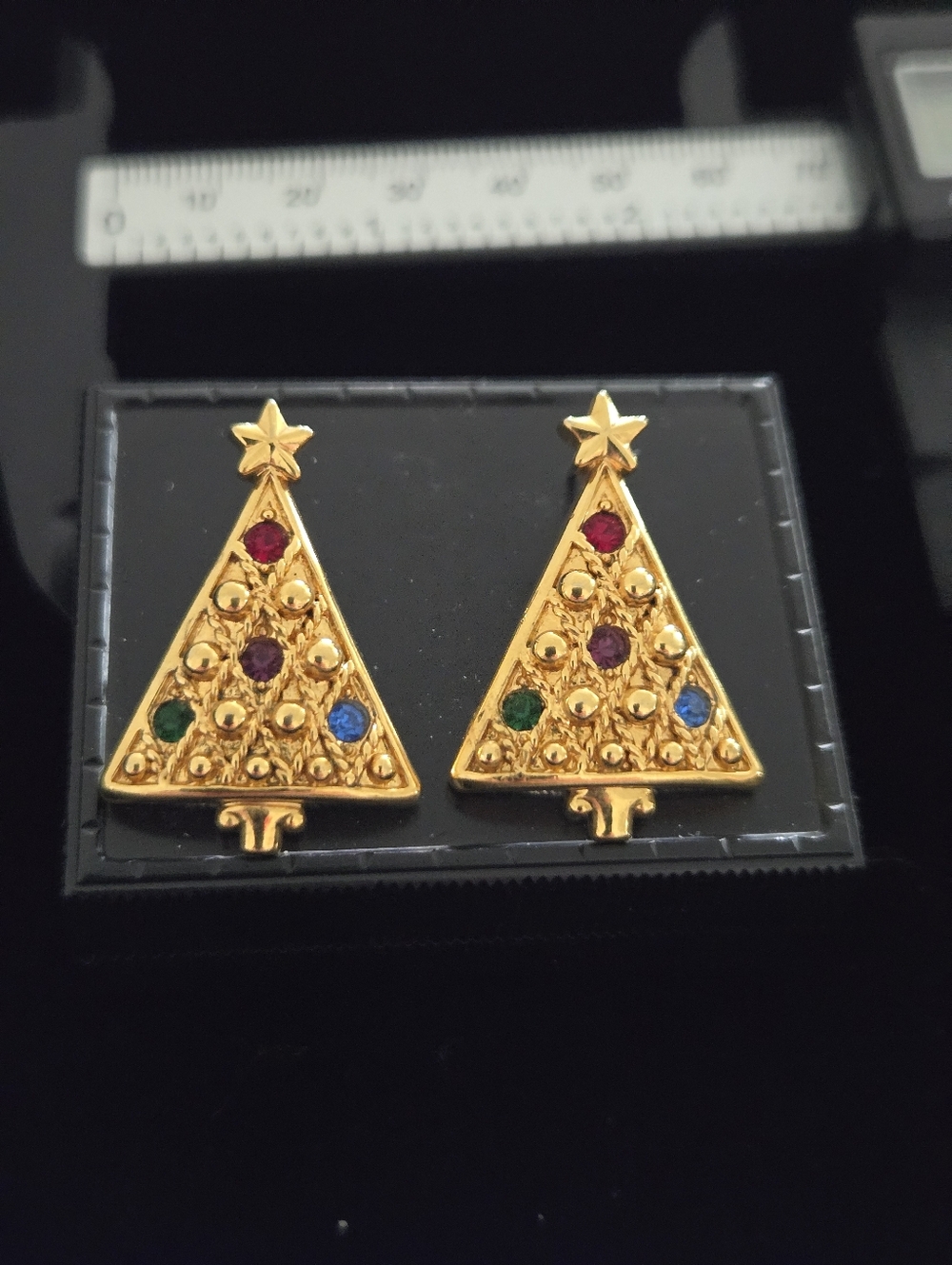 Vintage 80's Avon Rhinestone Christmas Tree Earrings Pierced Ear